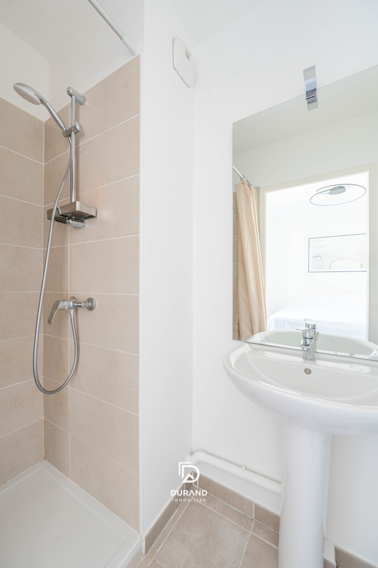 APPARTEMENT - VUE MER - 13016 MARSEILLE