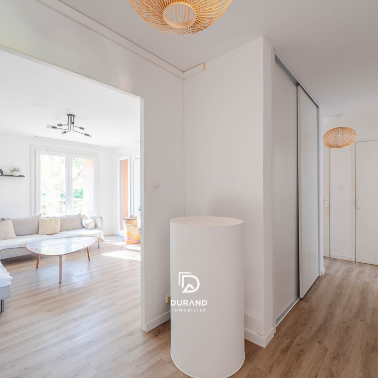 APPARTEMENT - T3 - BALCON - SAINT TRONC - 13010 MARSEILLE