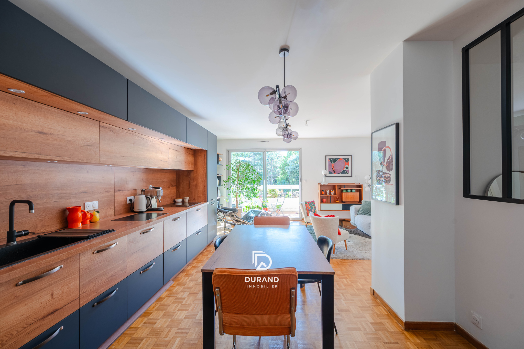 APPARTEMENT - TERRASSE - PERIER - CARRE D'OR - 13008 MARSEILLE