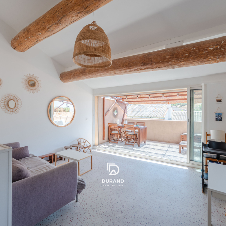 T3 en Duplex avec Terrasse - Montredon - 13 008