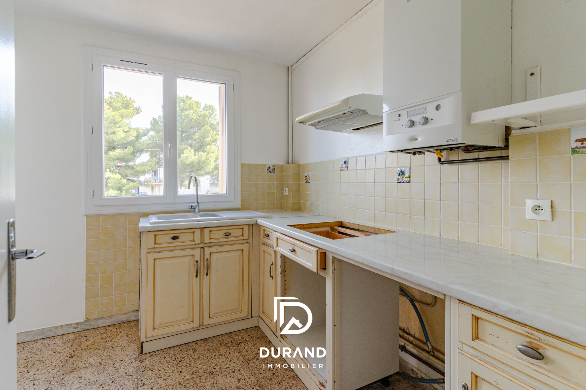 Appartement - BELLEVUE - 13010