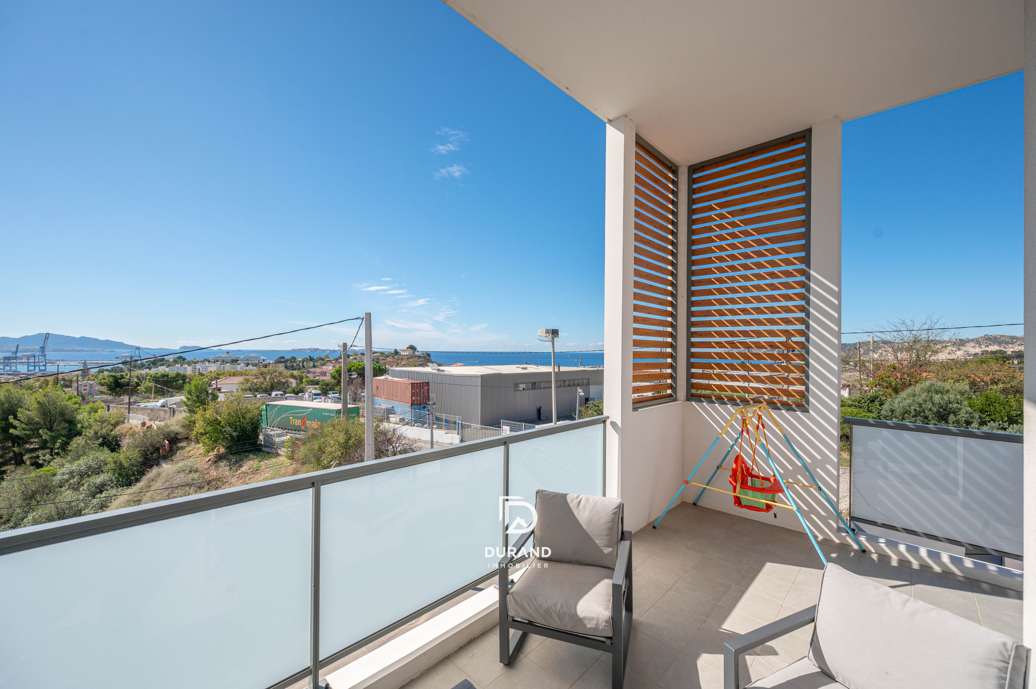 APPARTEMENT - VUE MER - 13016 MARSEILLE