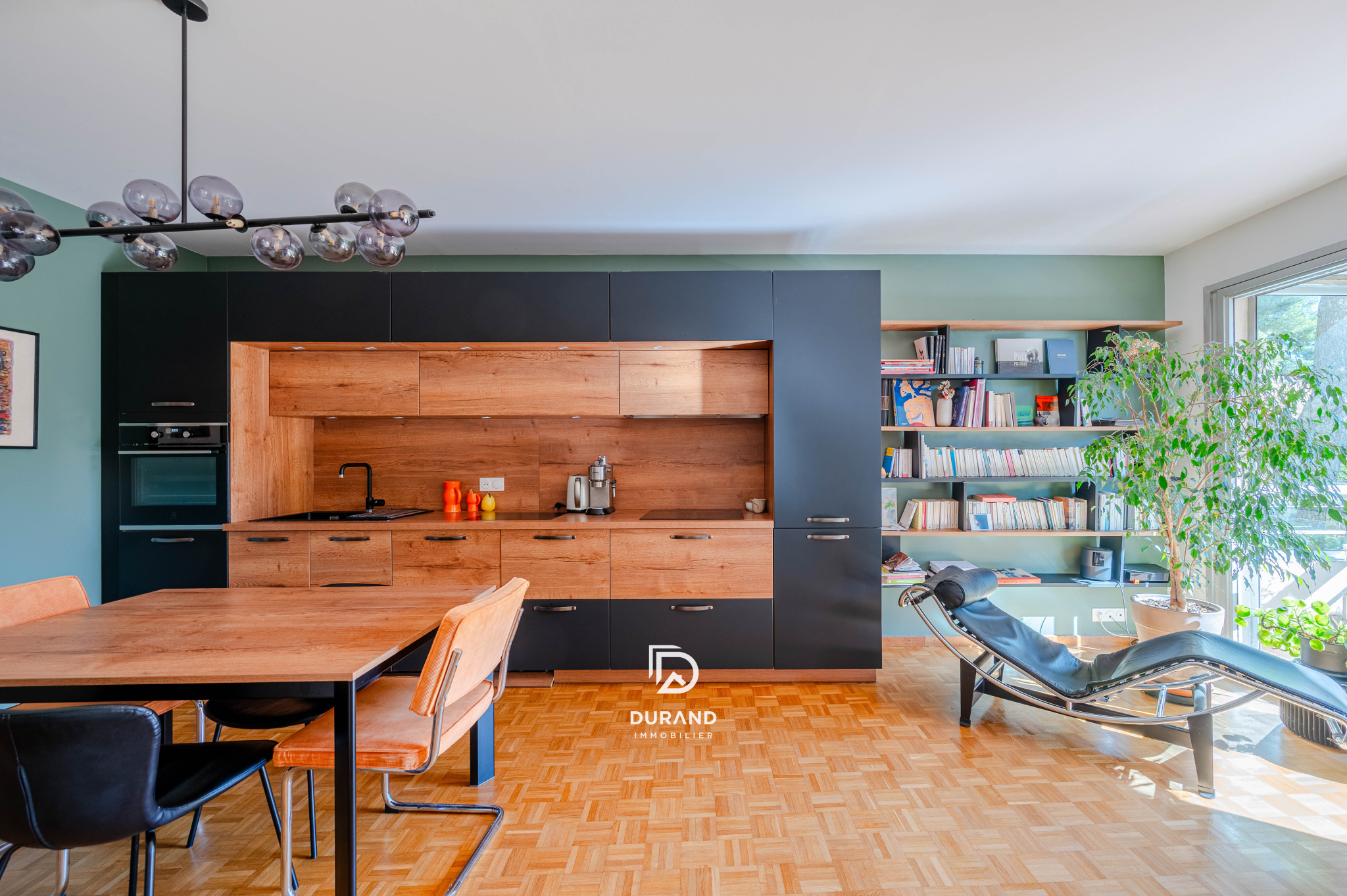 APPARTEMENT - TERRASSE - PERIER - CARRE D'OR - 13008 MARSEILLE