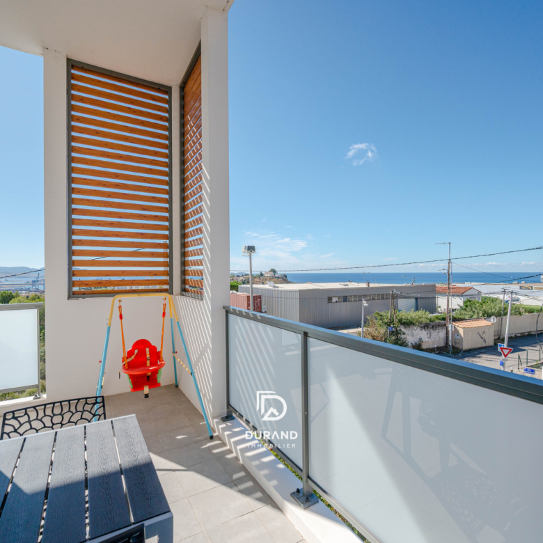 APPARTEMENT - VUE MER - 13016 MARSEILLE