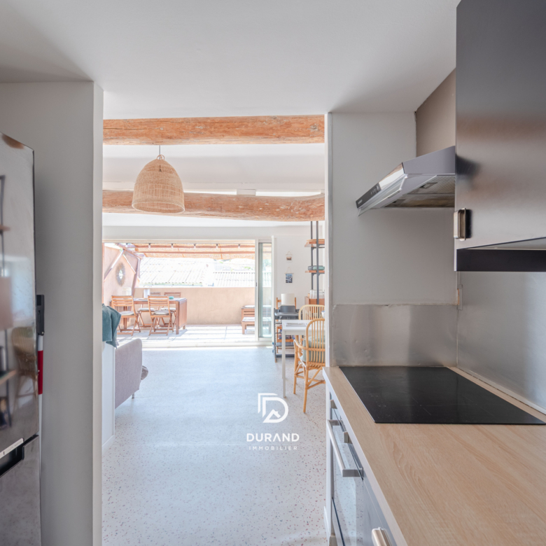 T3 en Duplex avec Terrasse - Montredon - 13 008