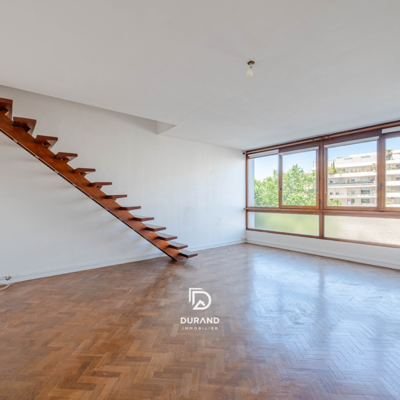 APPARTEMENT - DUPLEX - LE BRASILIA - 13008 MARSEILLE