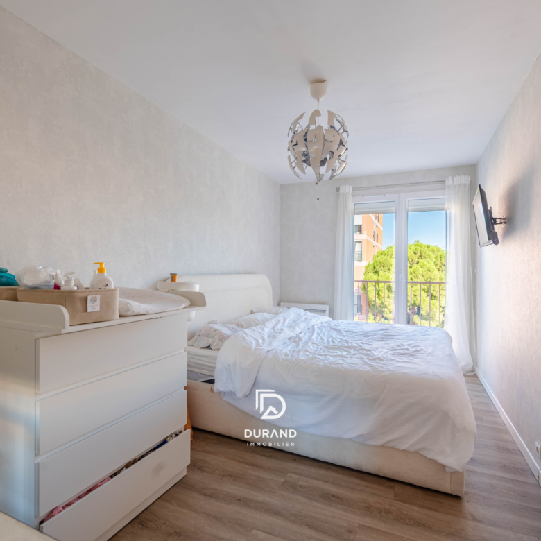 APPARTEMENT - T3 - BALCON - SAINT TRONC - 13010 MARSEILLE