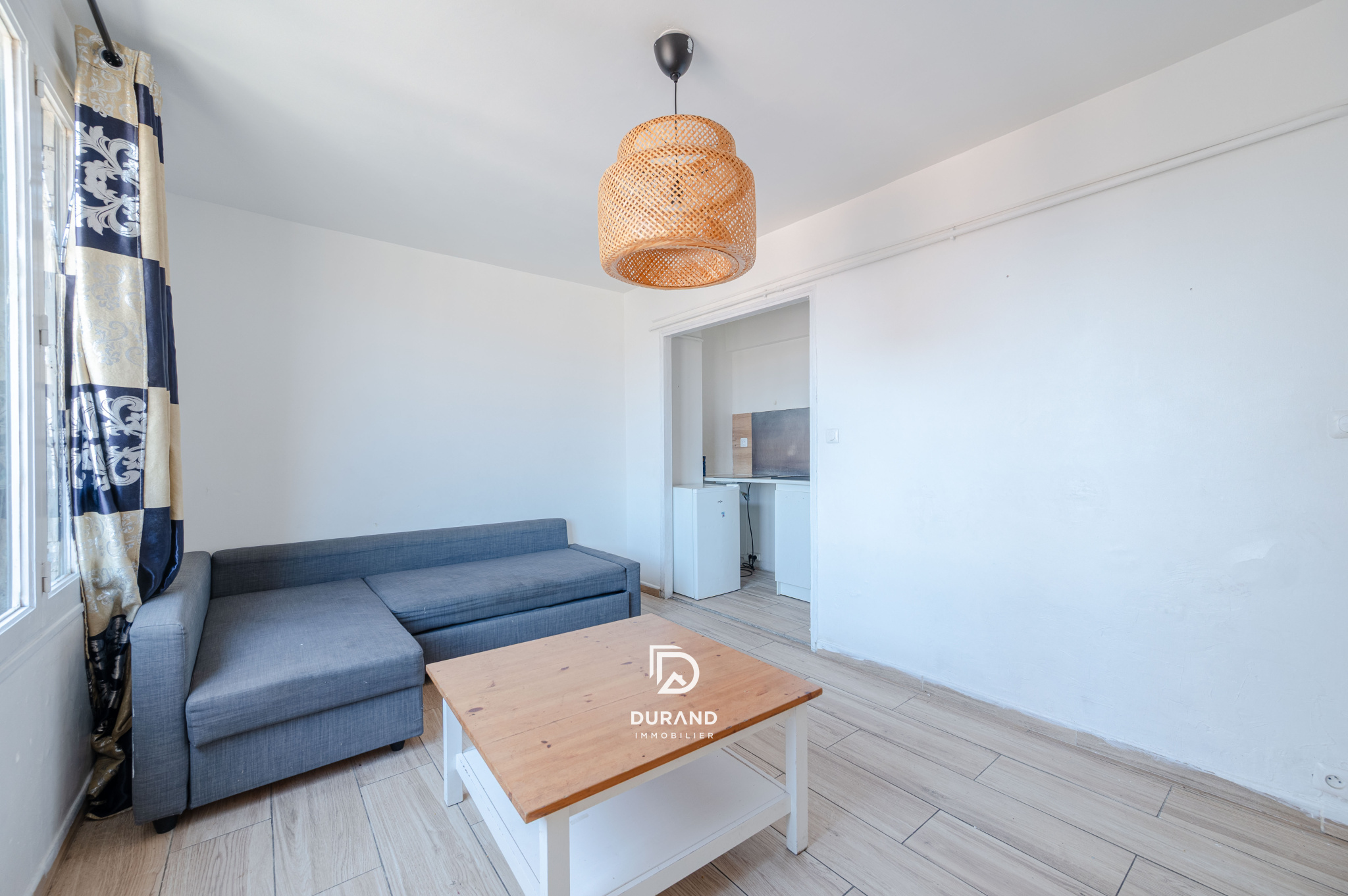 STUDIO - SAINT-CHARLES - 13001 MARSEILLE