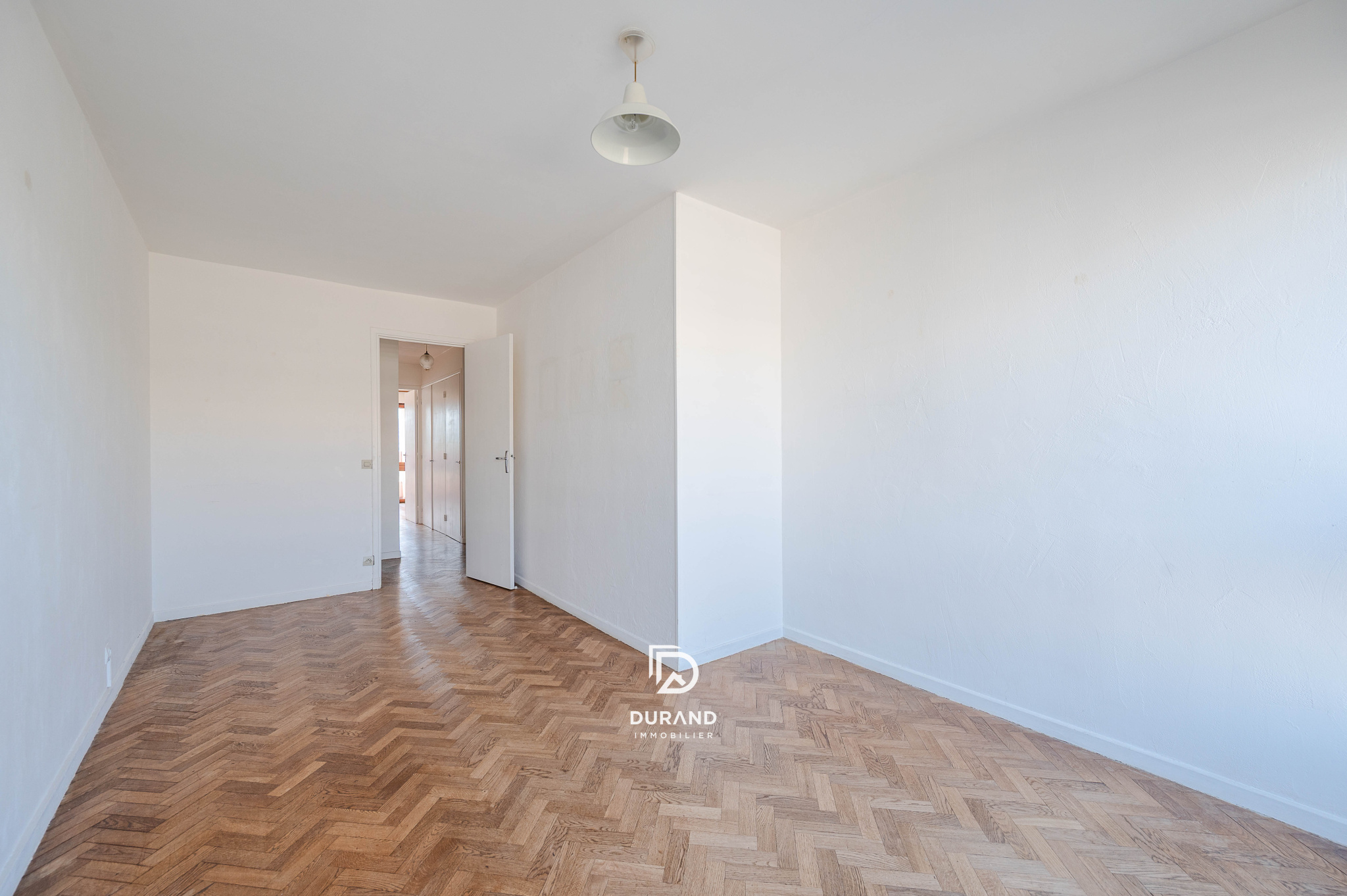 APPARTEMENT - DUPLEX - LE BRASILIA - 13008 MARSEILLE