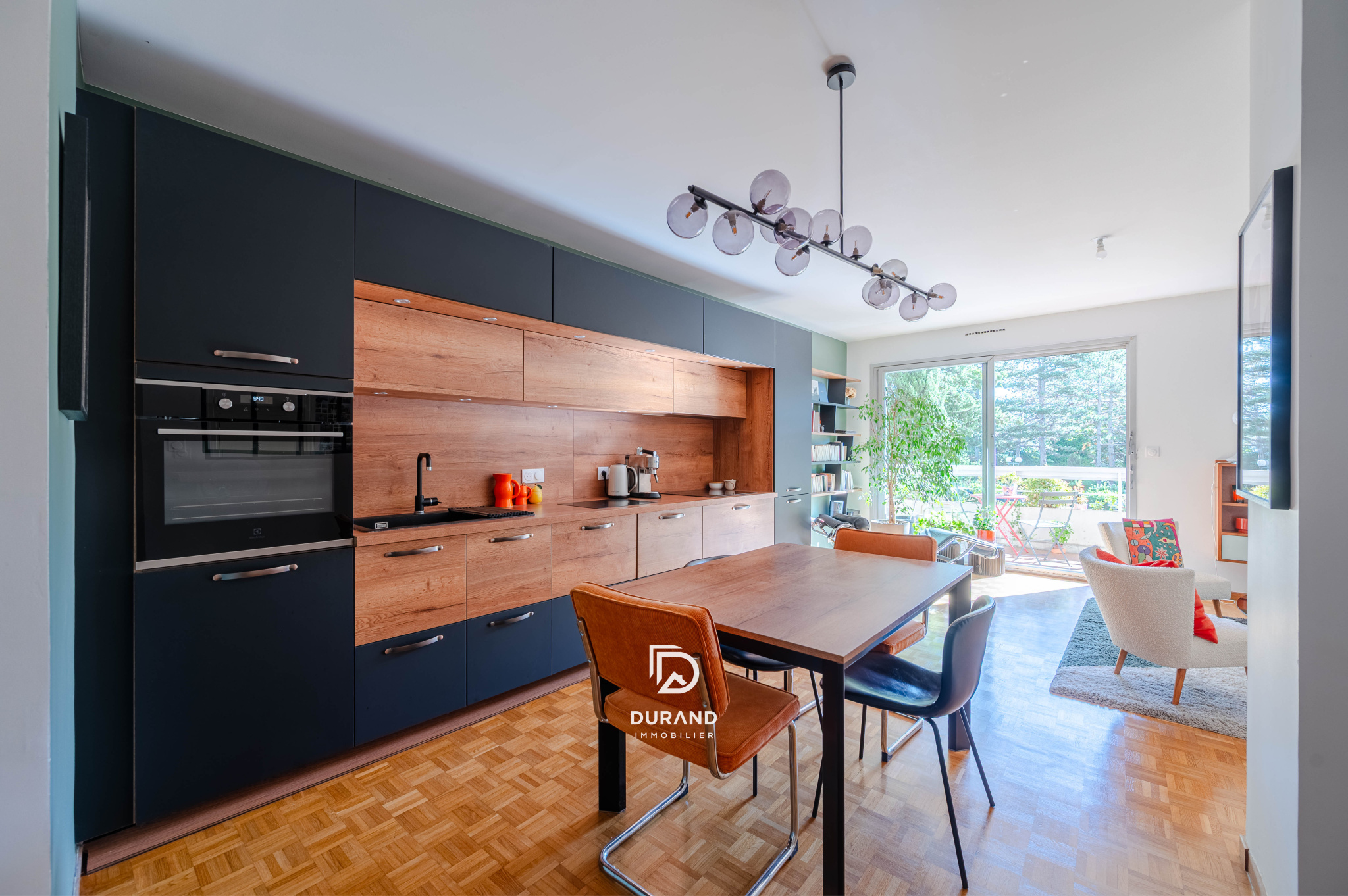 APPARTEMENT - TERRASSE - PERIER - CARRE D'OR - 13008 MARSEILLE