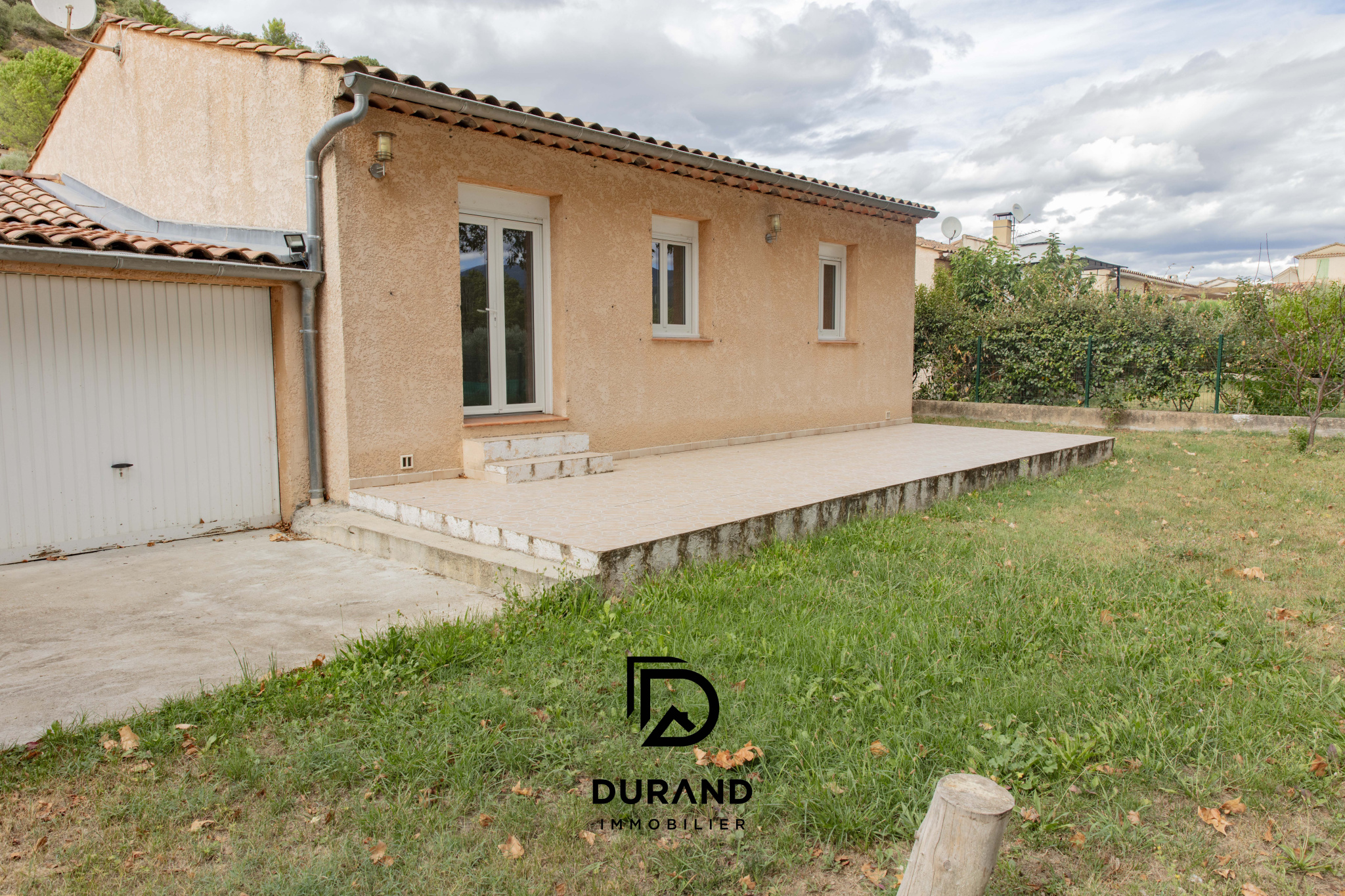 MAISON - JARDIN - BRAS D'ASSE