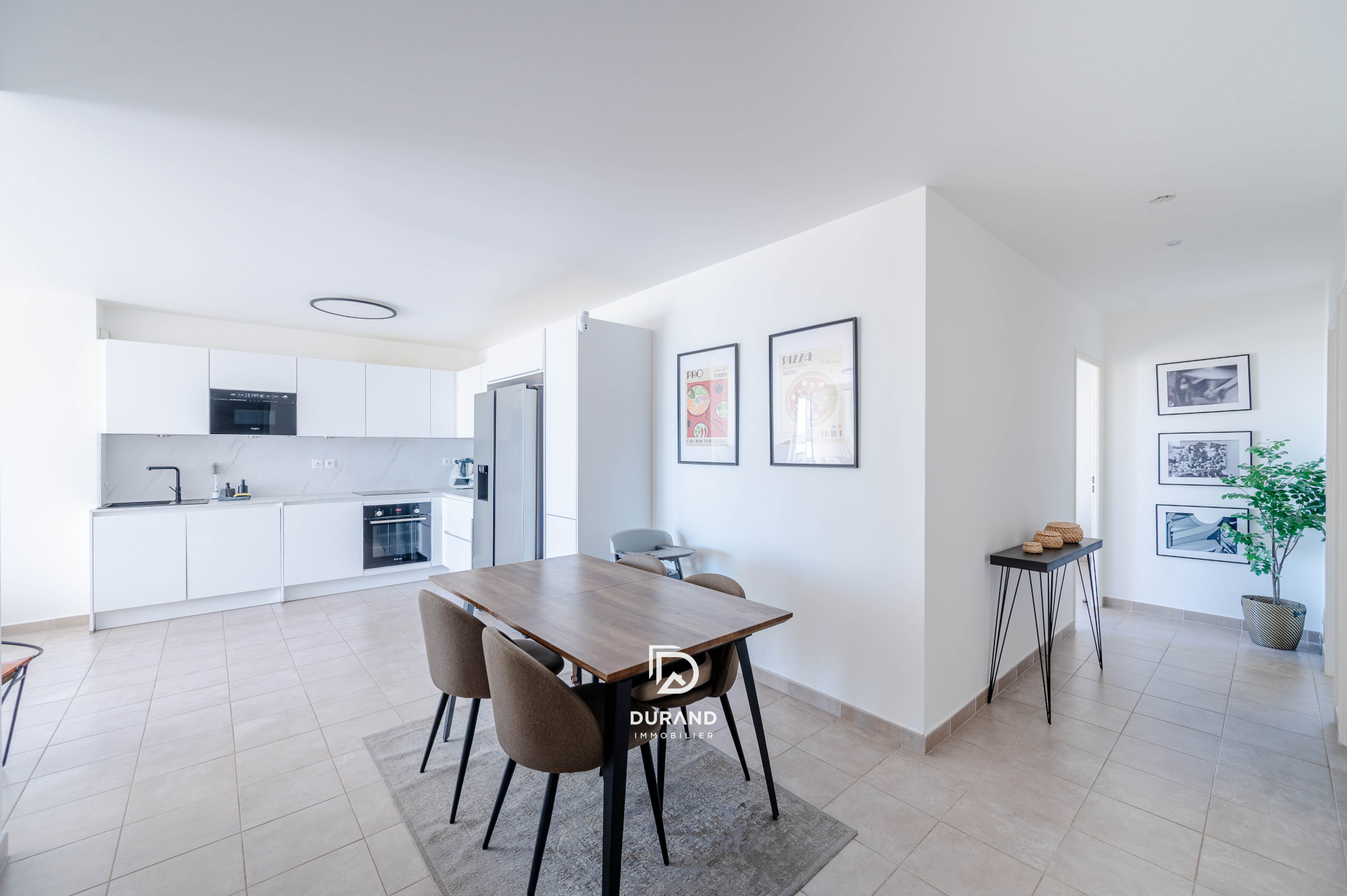 APPARTEMENT - VUE MER - 13016 MARSEILLE