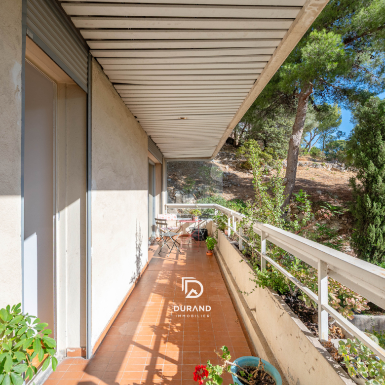 APPARTEMENT - TERRASSE - PERIER - CARRE D'OR - 13008 MARSEILLE