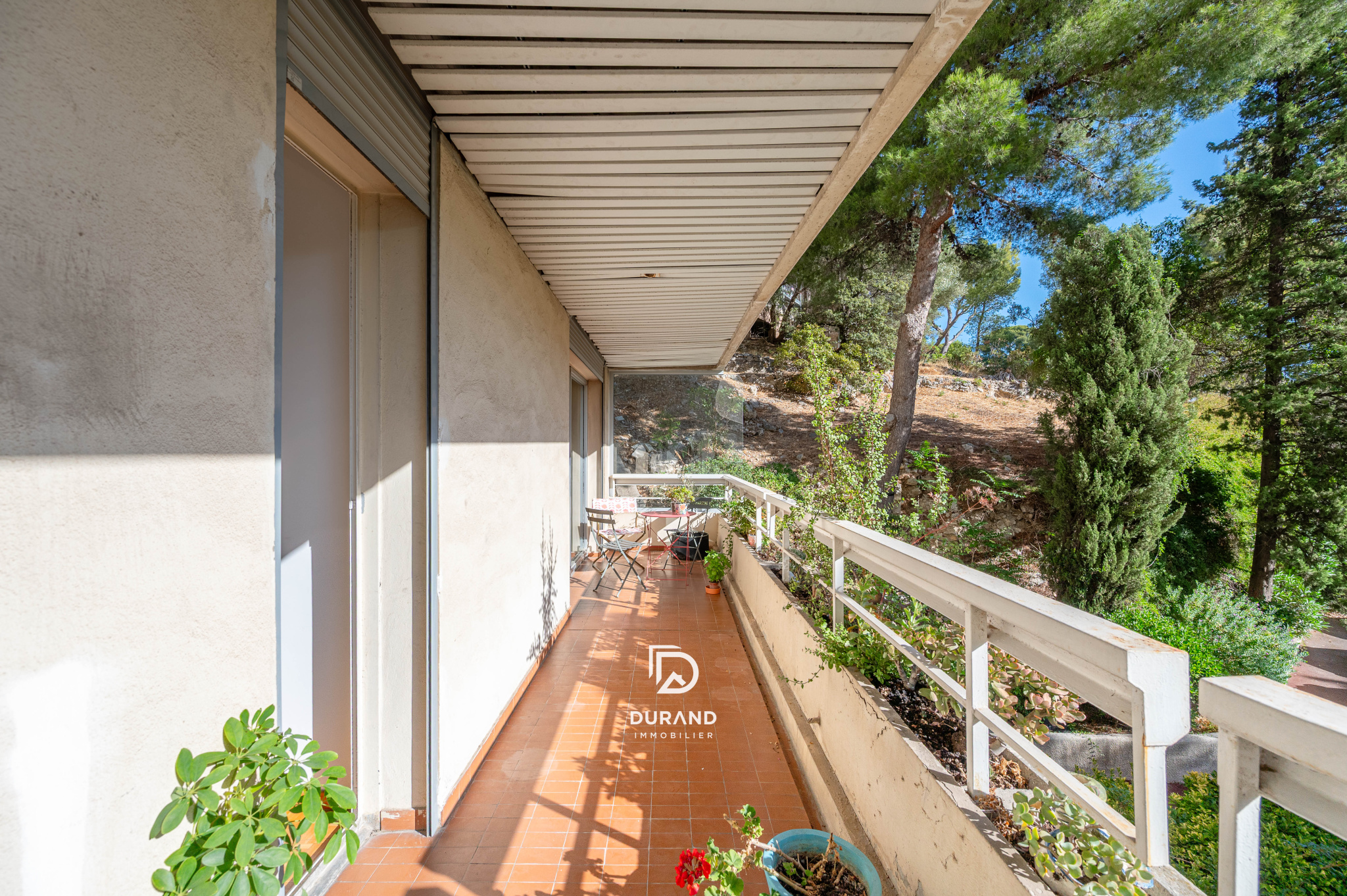 APPARTEMENT - TERRASSE - PERIER - CARRE D'OR - 13008 MARSEILLE
