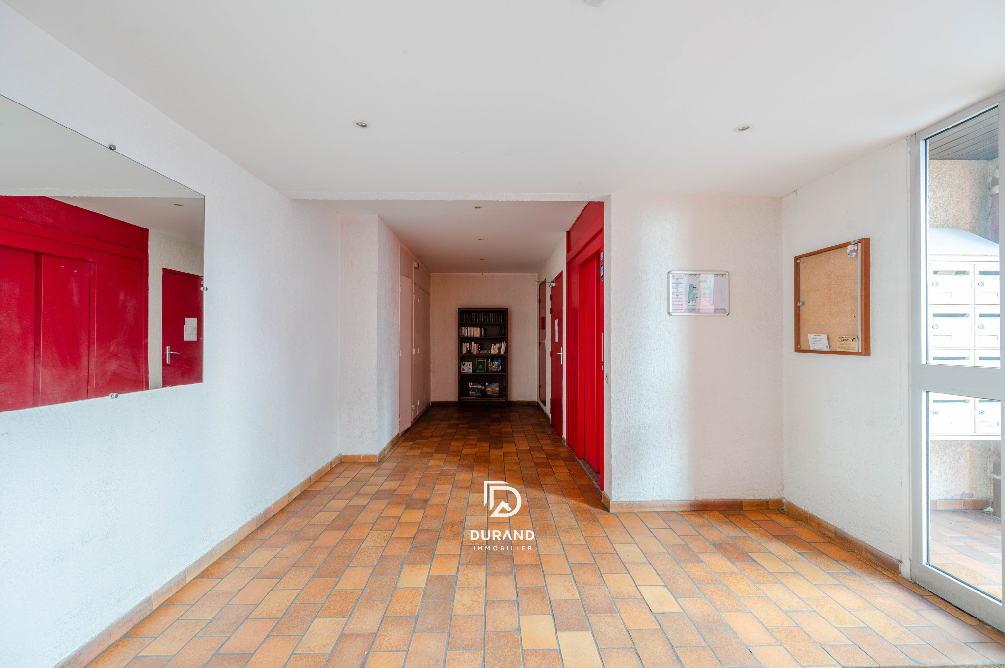 APPARTEMENT - T4 - LE ROUET - 13008 MARSEILLE