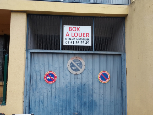 Box fermé et sécurisé 4 rue Augusta