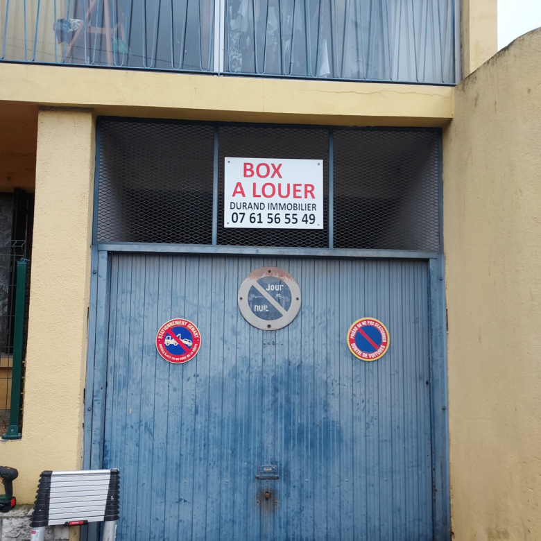 Box fermé et sécurisé 4 rue Augusta