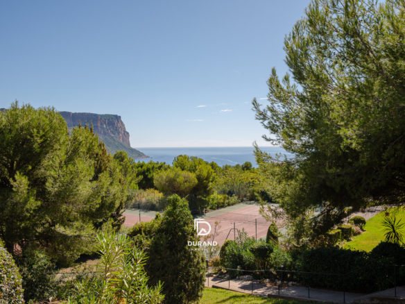 APPARTEMENT - VUE - TERRES MARINES - 13260 CASSIS