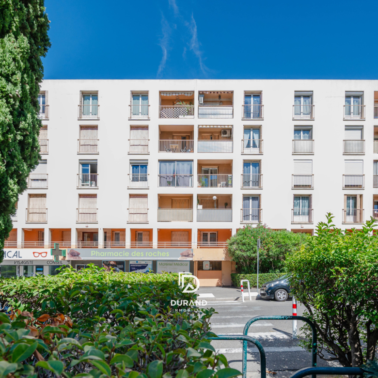 APPARTEMENT - T3 - 68M2 - SAINT TRONC - 13010 MARSEILLE