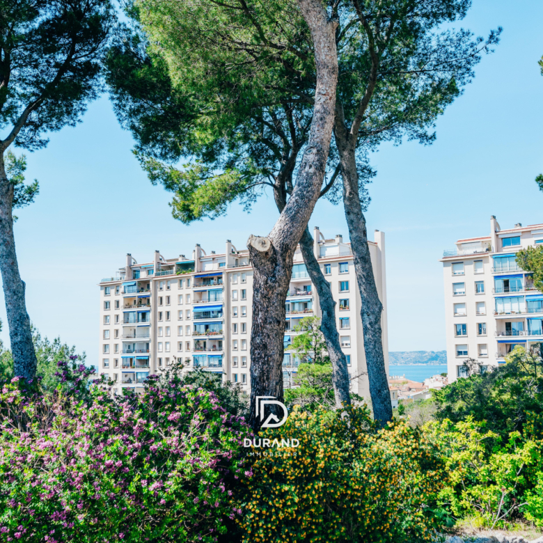 APPARTEMENT - VUE MER EXCEPTIONNELLE - LA CORNICHE 13007 MARSEILLE