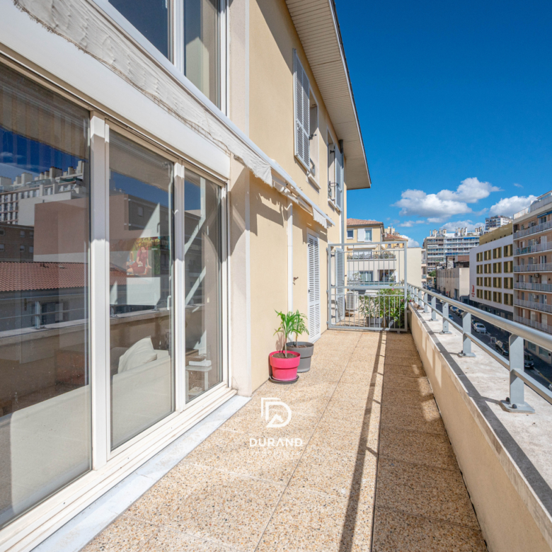 T4 -DUPLEX PLEIN CIEL