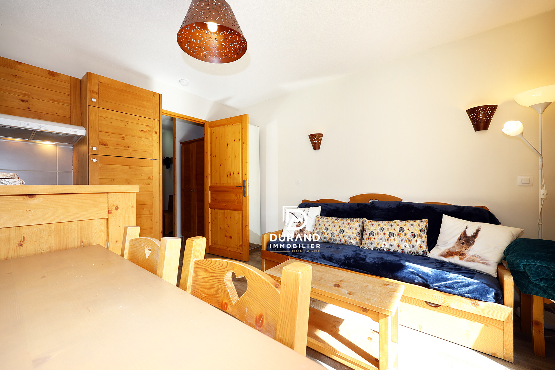 dans une résidence 4 * avec piscines