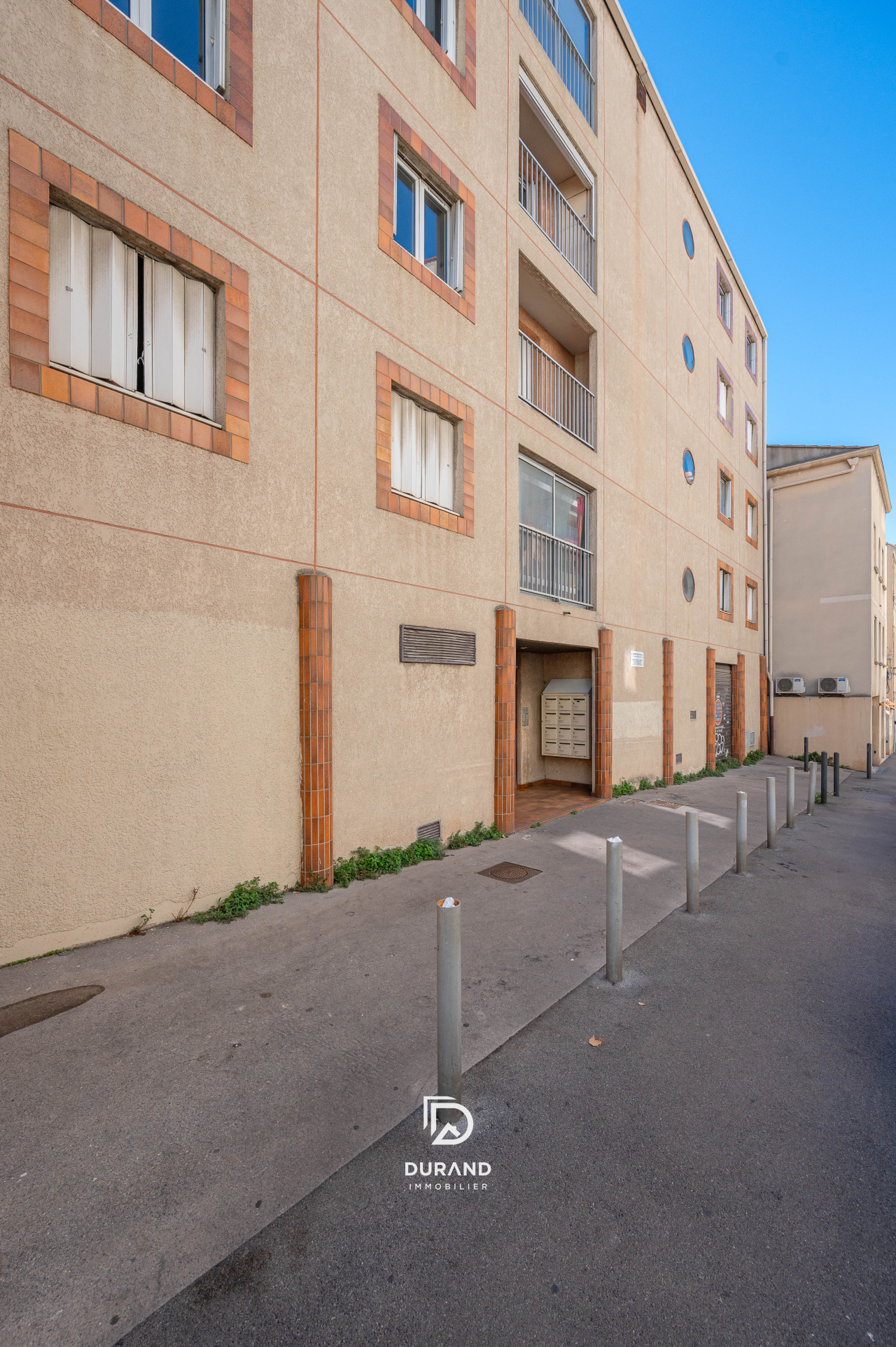 APPARTEMENT - T4 - LE ROUET - 13008 MARSEILLE