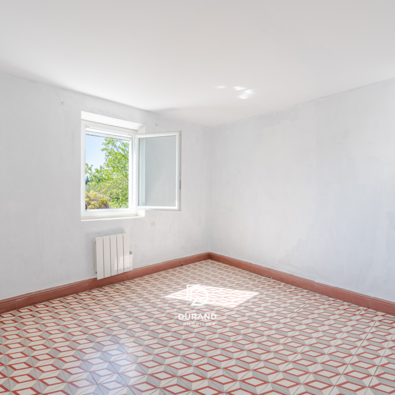 MAISON - PETIT LUBERON - 84460 CHEVAL BLANC