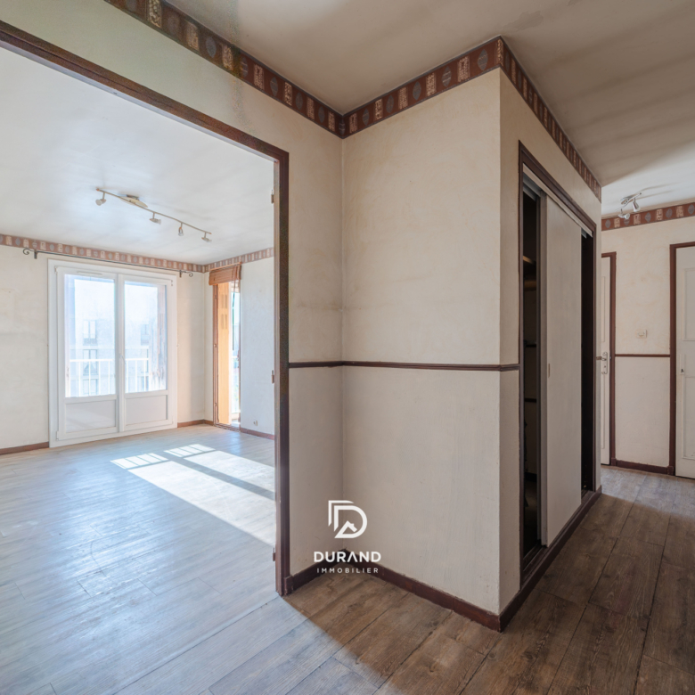 APPARTEMENT - T3 - 68M2 - SAINT TRONC - 13010 MARSEILLE