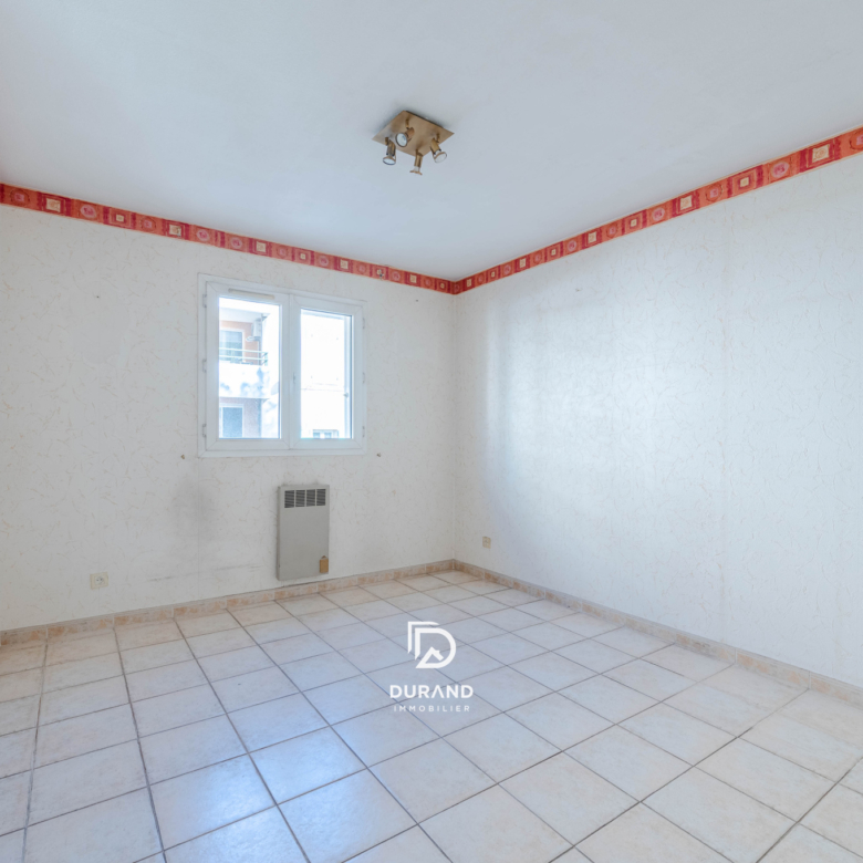 APPARTEMENT - T4 - LE ROUET - 13008 MARSEILLE