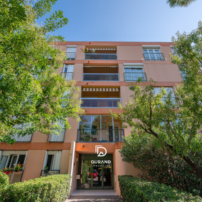 APPARTEMENT - T2 - SAINT TRONC - 13010 MARSEILLE