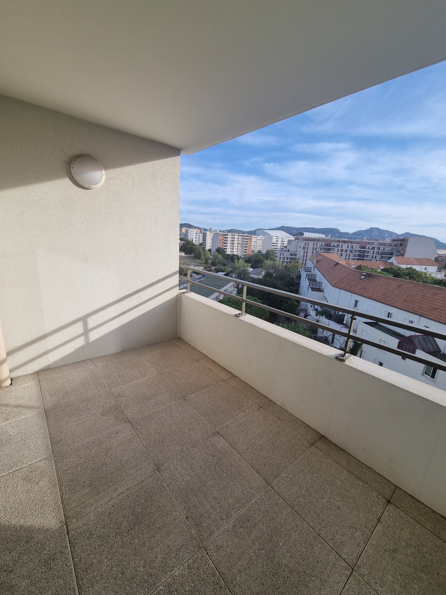 T3 avec terrasse   Résidence récente Rouet/Cantini   8? Marseille