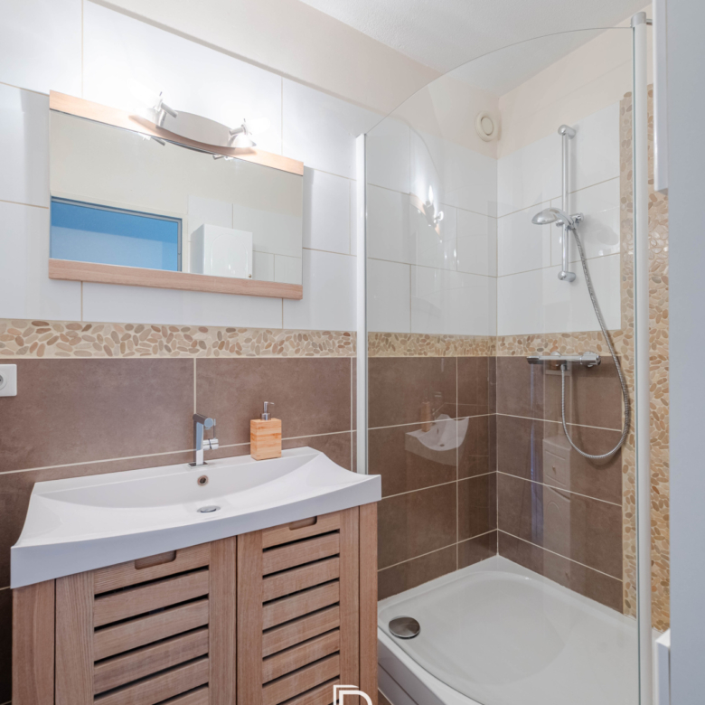 APPARTEMENT - T2 - SAINT TRONC - 13010 MARSEILLE
