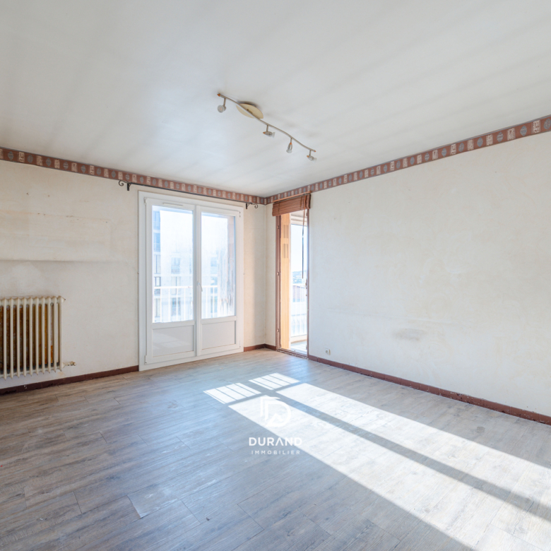 APPARTEMENT - T3 - 68M2 - SAINT TRONC - 13010 MARSEILLE