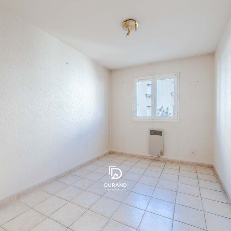 APPARTEMENT - T4 - LE ROUET - 13008 MARSEILLE