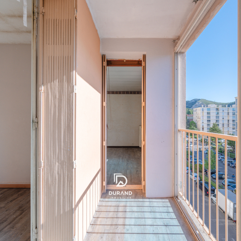 APPARTEMENT - T3 - 68M2 - SAINT TRONC - 13010 MARSEILLE