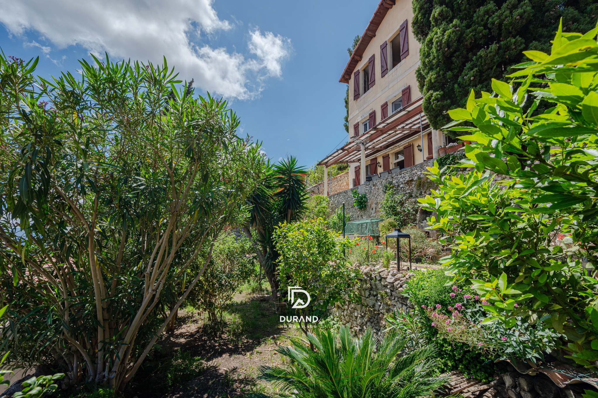 MAISON - JARDIN - VAUBAN - BONNE MERE - 13006 MARSEILLE