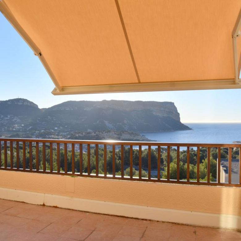 T3 de 74m2 sur les hauteurs de Cassis