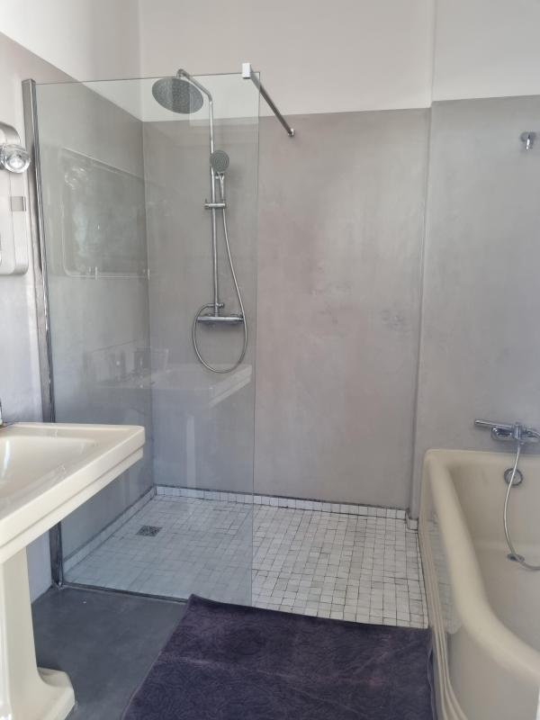 ATYPIQUE T3/4 MEUBLE de 109.61m2