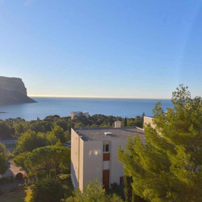 T3 de 74m2 sur les hauteurs de Cassis