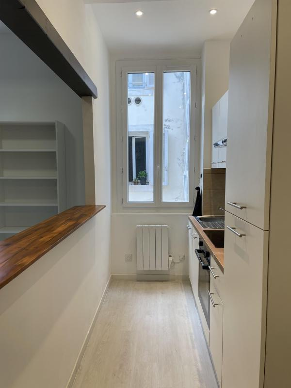 T1 entèrement rénové dans Le Panier