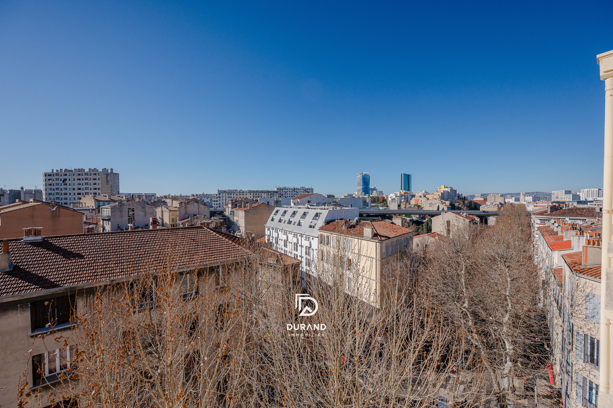 APPARTEMENT - 126 M2 - SAINT-LAZARE - 13003 MARSEILLE