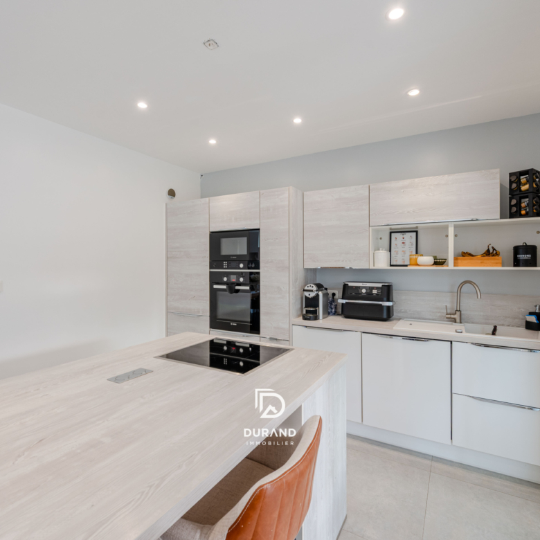  VILLA PISCINE - LA PIGNE - 13170 LES PENNES MIRABEAUX