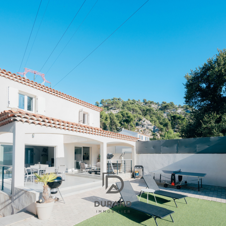  VILLA PISCINE - LA PIGNE - 13170 LES PENNES MIRABEAUX