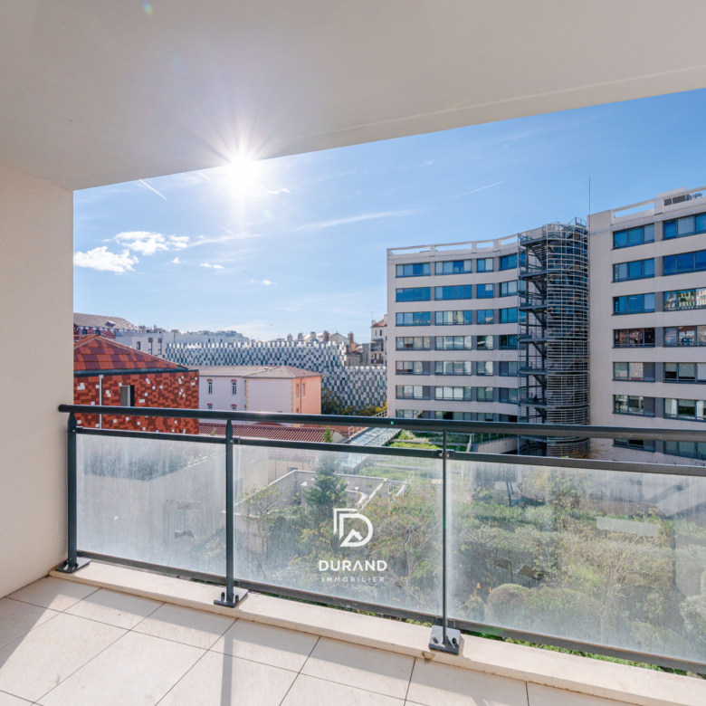 T3 - RECENT -TERRASSE - EUROMEDITERRANÉE- JOLIETTE