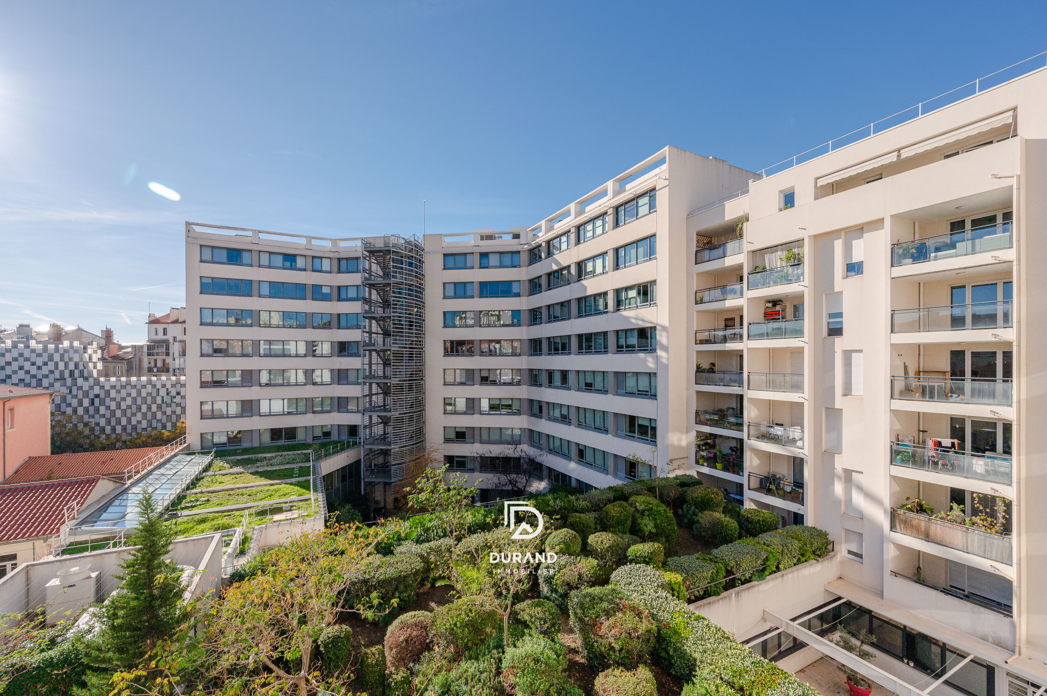 T3 - RECENT -TERRASSE - EUROMEDITERRANÉE- JOLIETTE