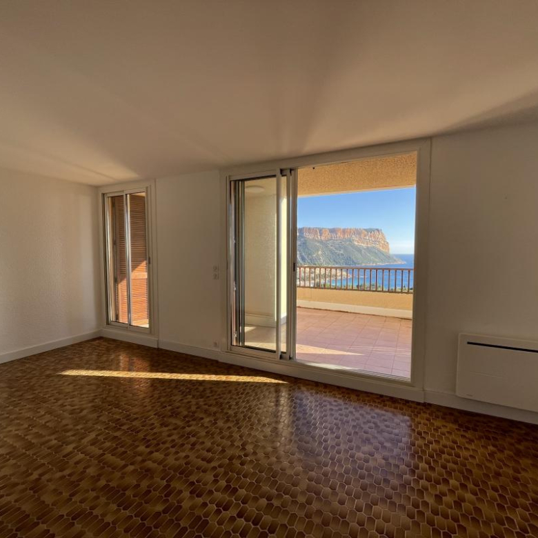 T3 de 74m2 sur les hauteurs de Cassis