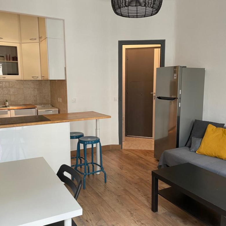 CENTRE VILLE- PARADIS 6eme- T2 meublé 32m2 au coeur de Marseille