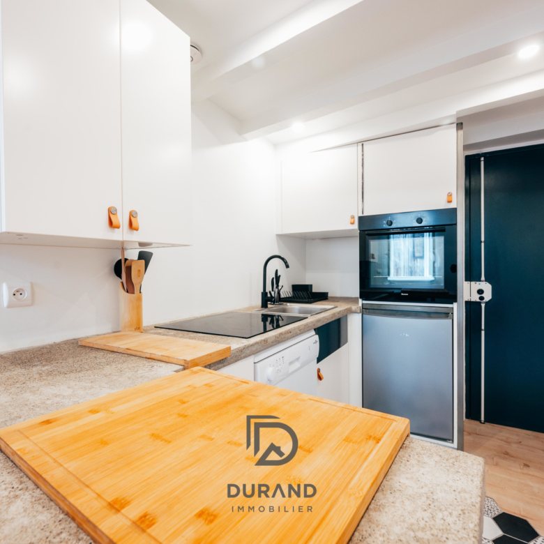 APPARTEMENT - CAMAS 13005 MARSEILLE