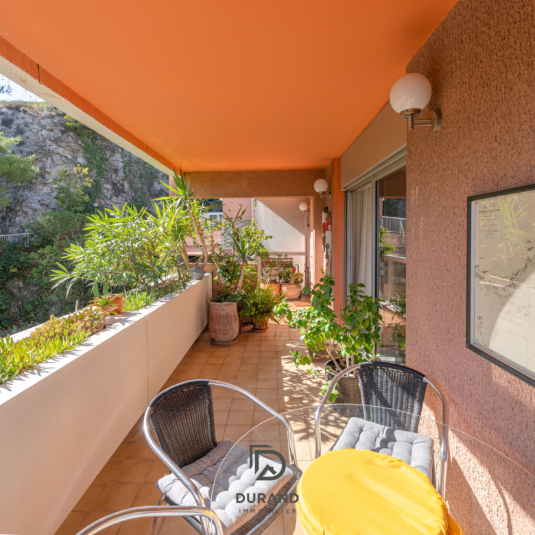 APPARTEMENT -  PERIER - CARRE D'OR - 13008 MARSEILLE